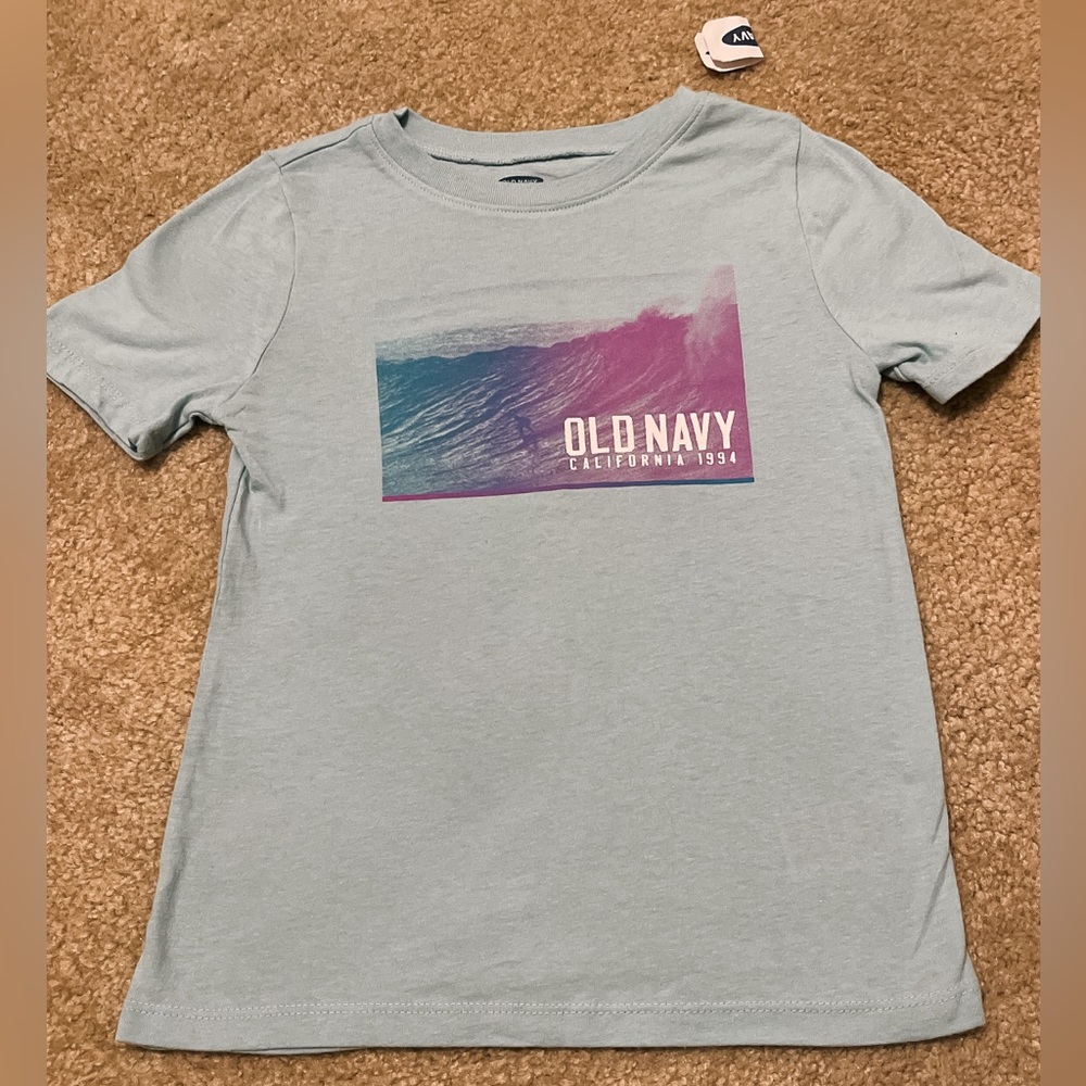 Boys 5t old navy light blue waves tshirt. NWT.
